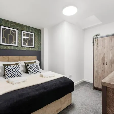 Modern Spacious Three Bedrooms With Private Garden Cardiff Exterior photo